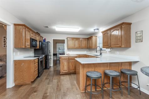 2424 Jolinda Lane Whitesboro TX 76273