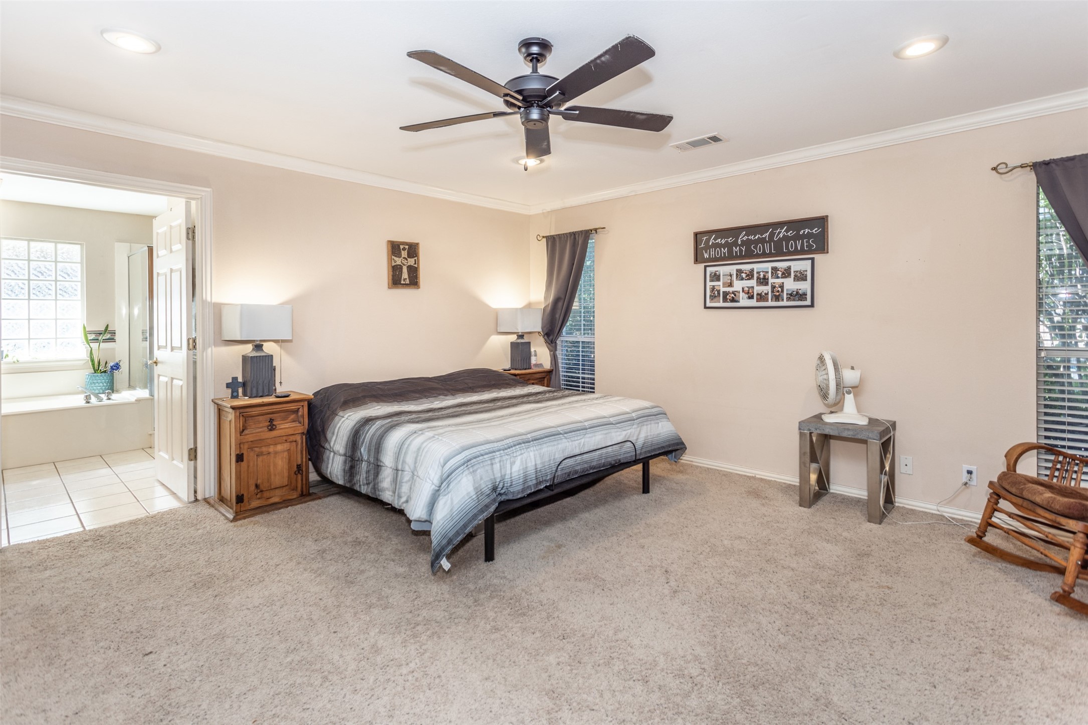 2424 Jolinda Lane Whitesboro TX 76273