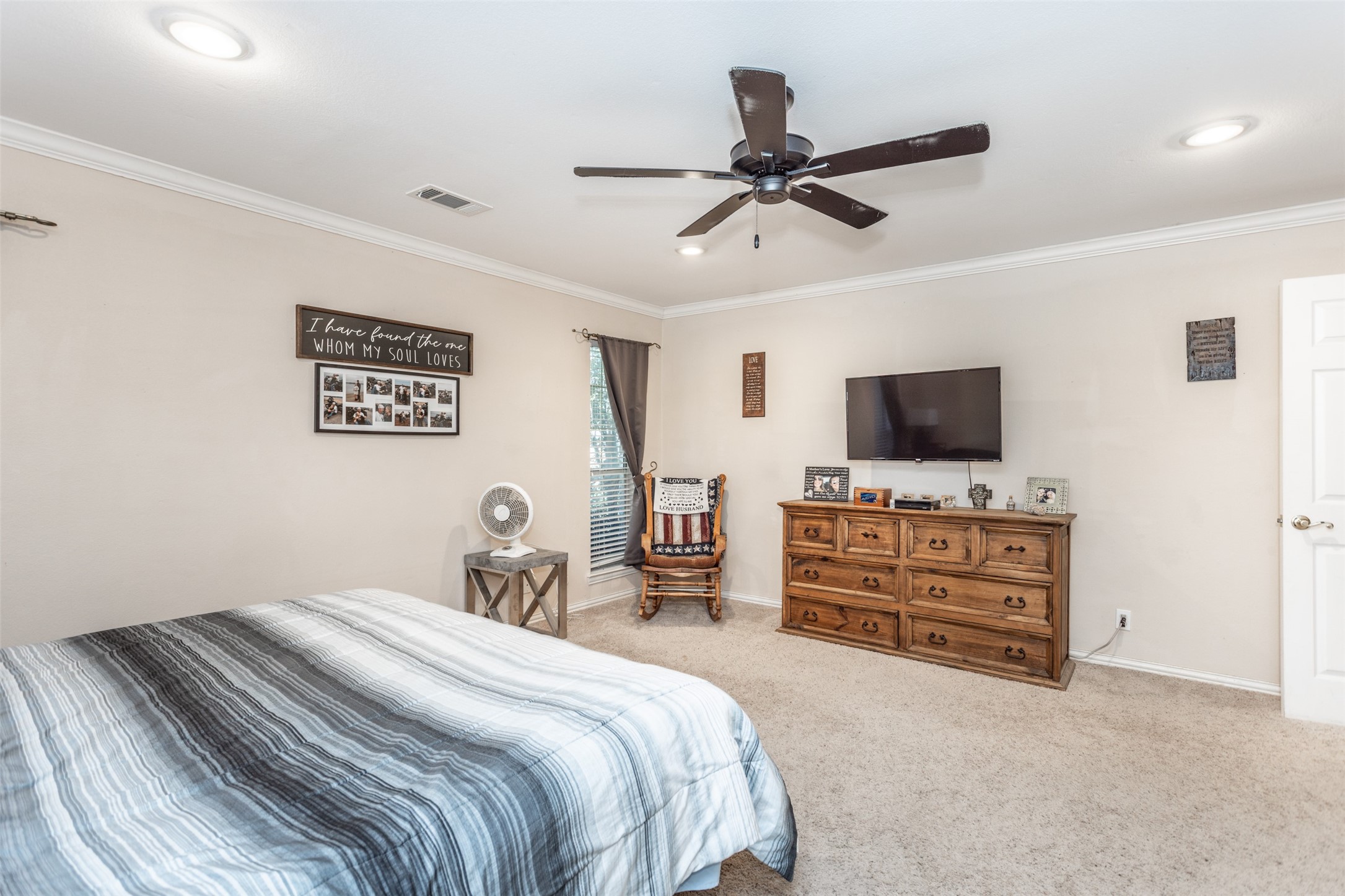 2424 Jolinda Lane Whitesboro TX 76273