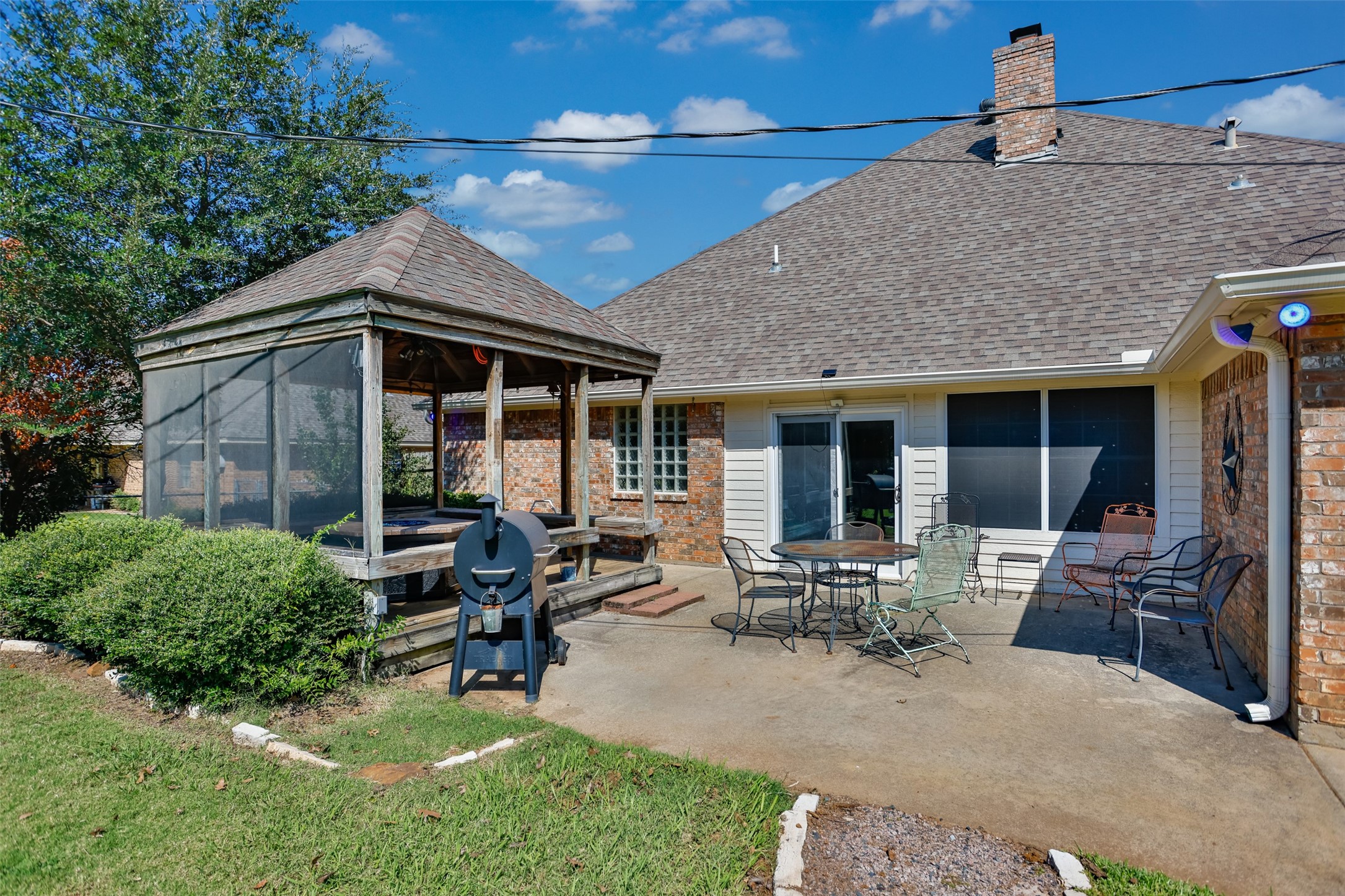 2424 Jolinda Lane Whitesboro TX 76273