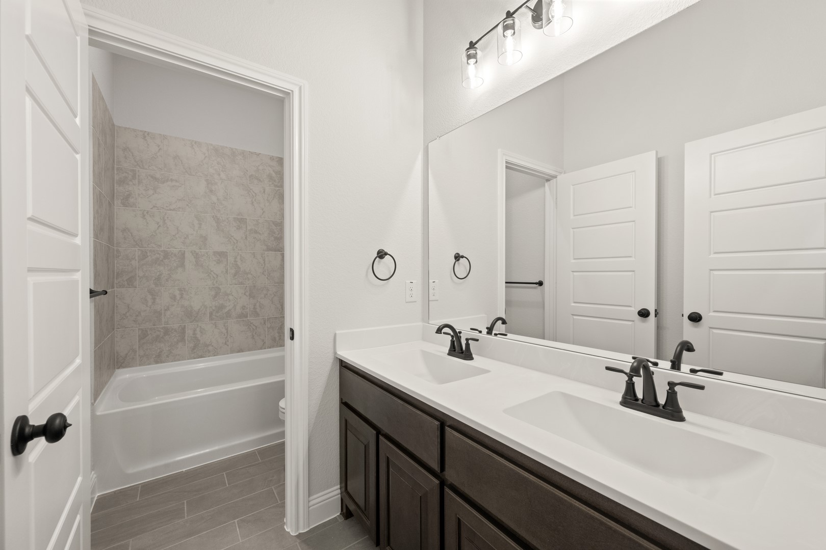 3457 Shorthorn Lane Midlothian TX 76065