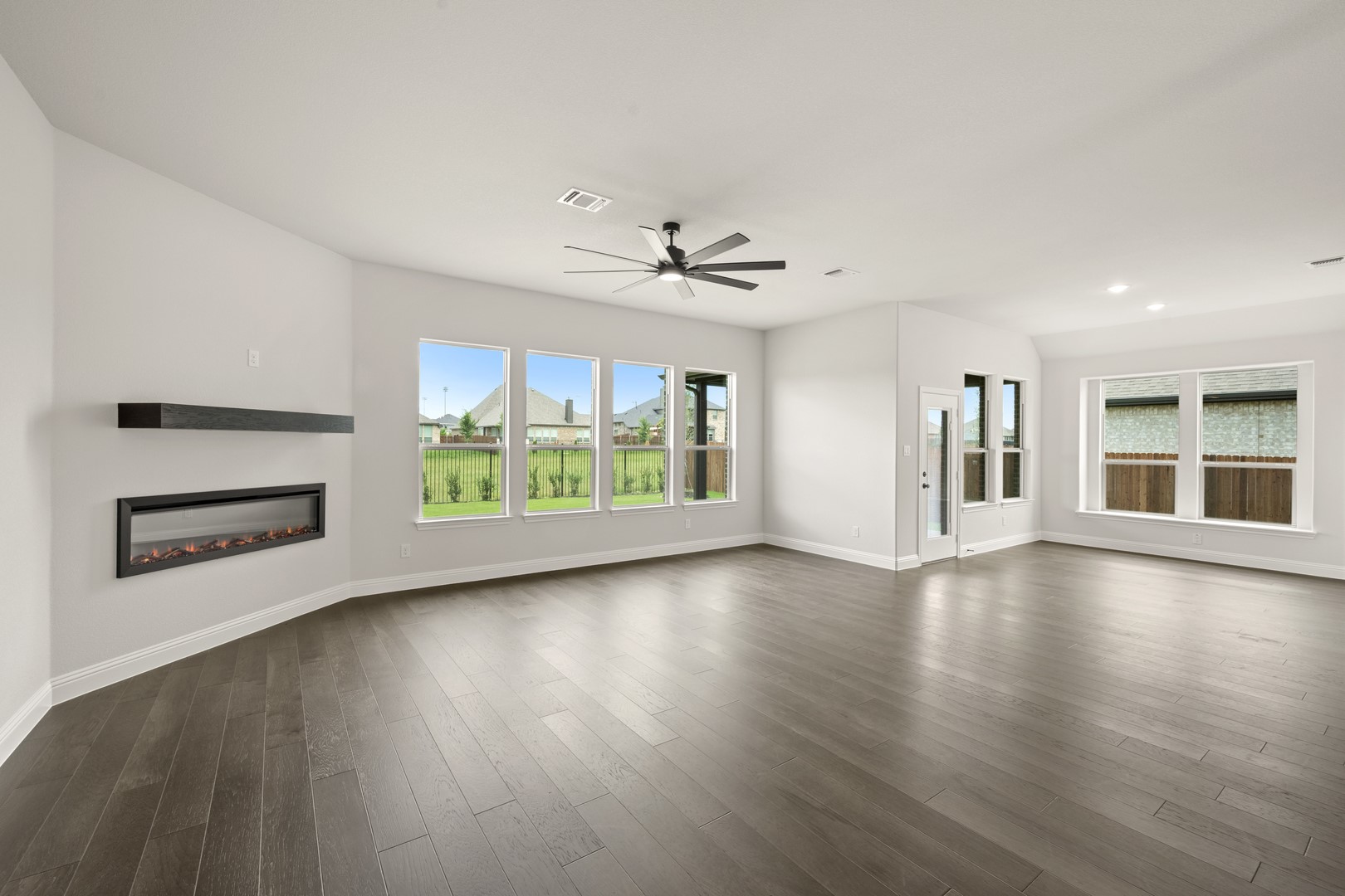 3457 Shorthorn Lane Midlothian TX 76065