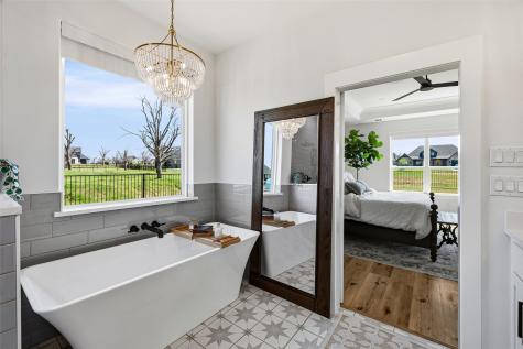 2713 Village Road Granbury TX 76049