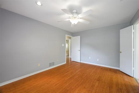 9233 Middle Glen Drive Dallas TX 75243