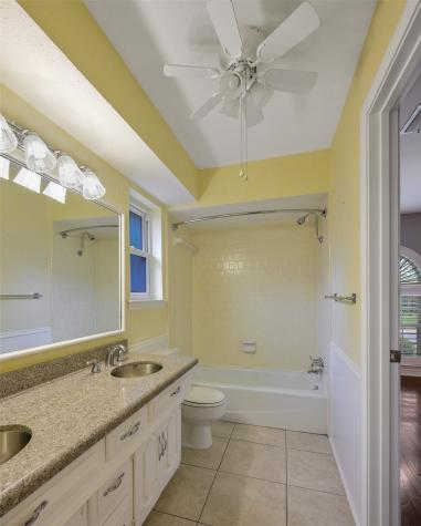 9233 Middle Glen Drive Dallas TX 75243