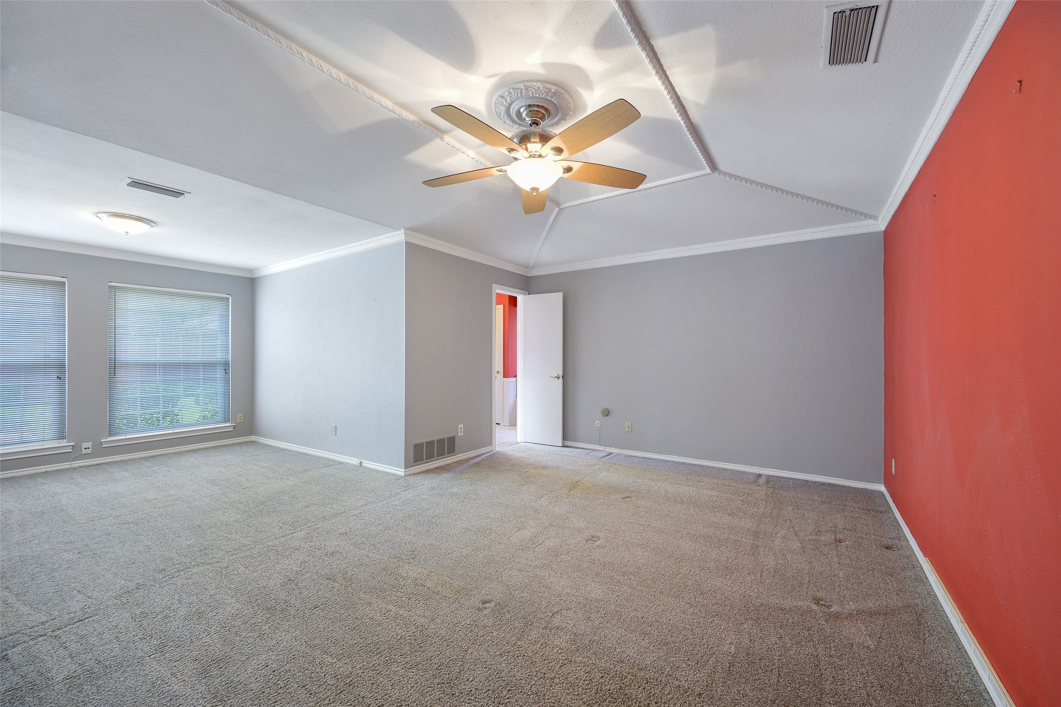 9233 Middle Glen Drive Dallas TX 75243