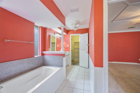 9233 Middle Glen Drive Dallas TX 75243