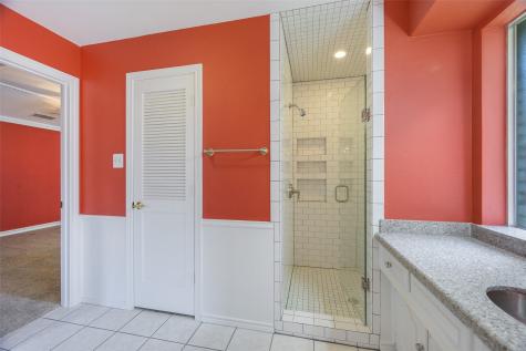 9233 Middle Glen Drive Dallas TX 75243