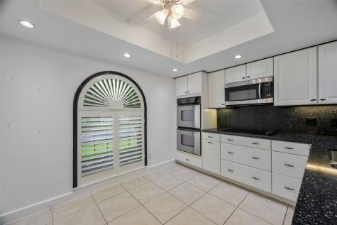 9233 Middle Glen Drive Dallas TX 75243