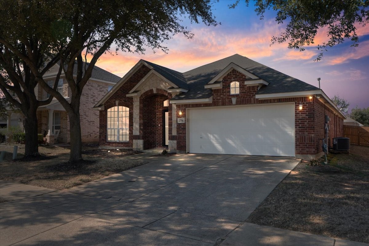 2756 Sweetbriar Lane Grand Prairie TX 75052
