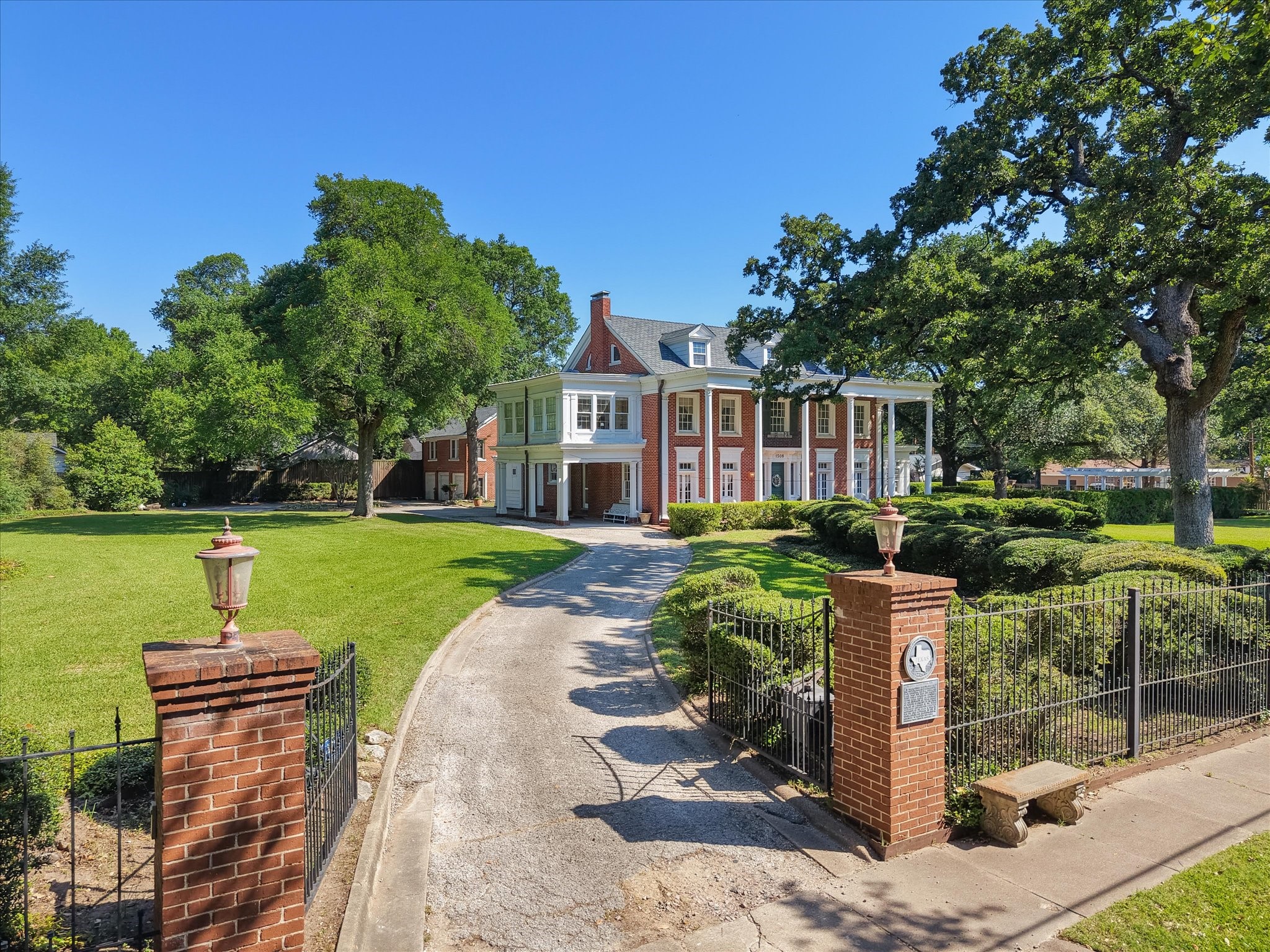 1508 Sycamore Avenue Corsicana TX 75110