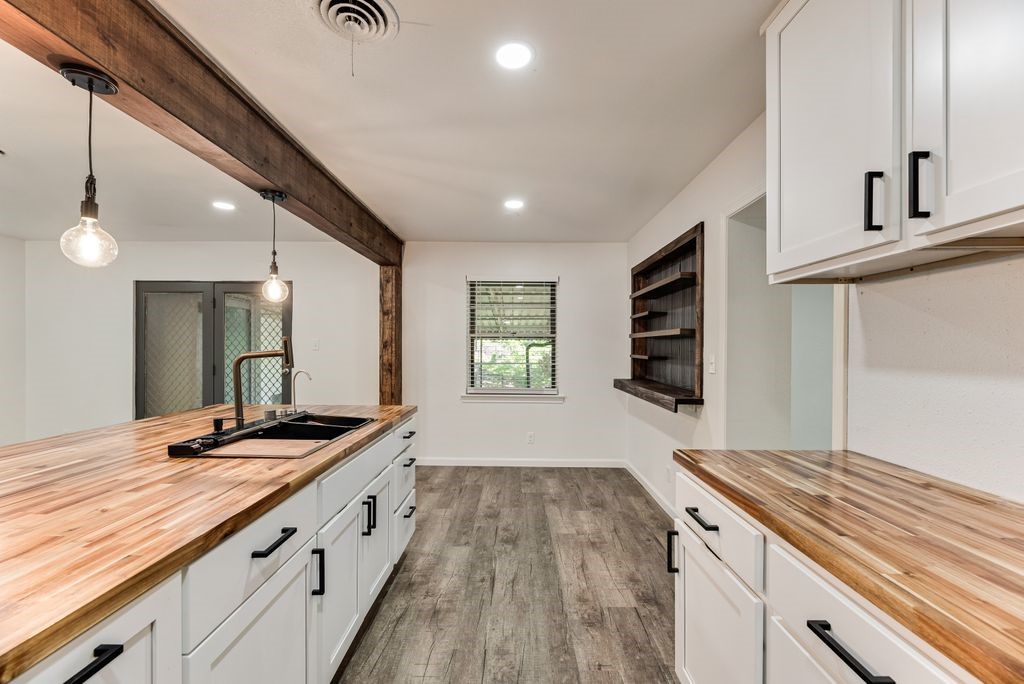5321 Mystic Trail Dallas TX 75241