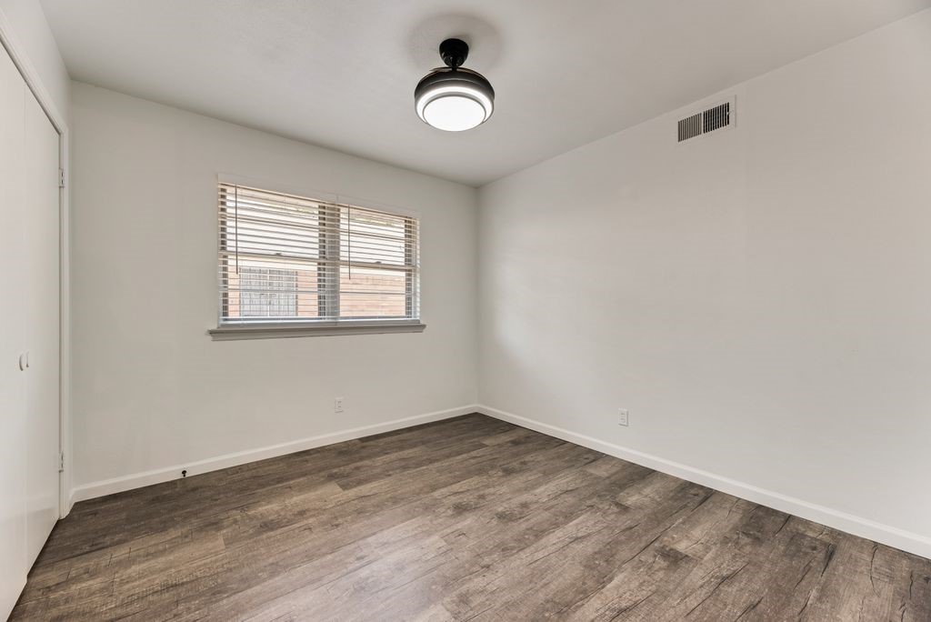 5321 Mystic Trail Dallas TX 75241