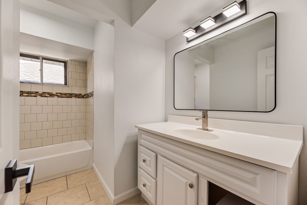5321 Mystic Trail Dallas TX 75241