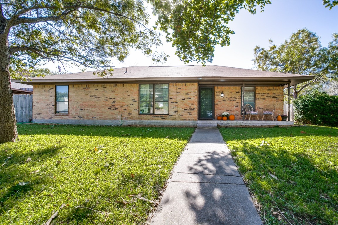 806 Kathrine Court Cedar Hill TX 75104
