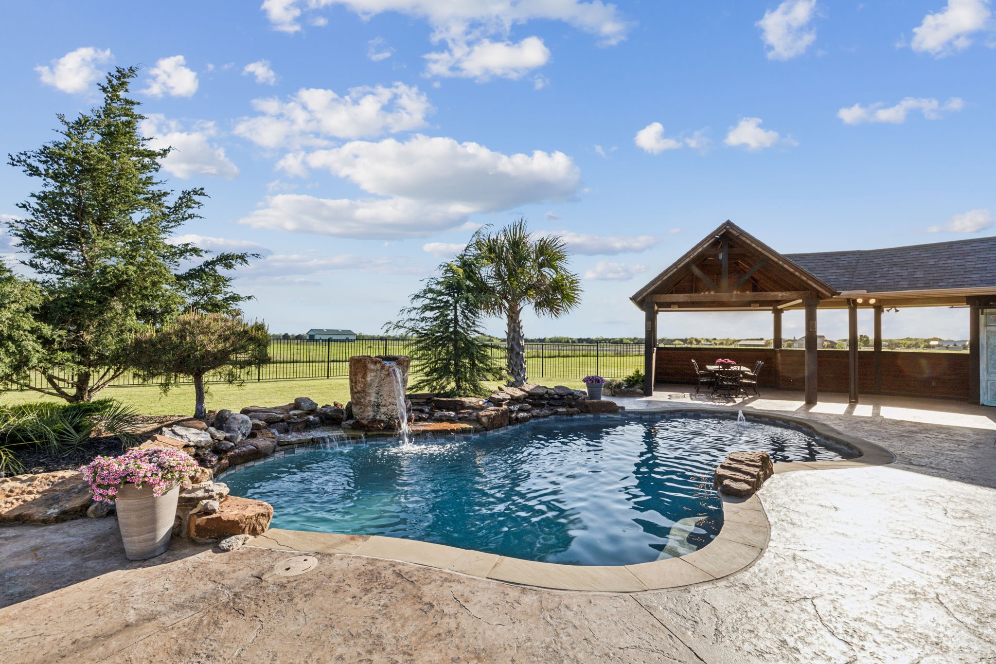 2070 County Road 551 Farmersville TX 75442
