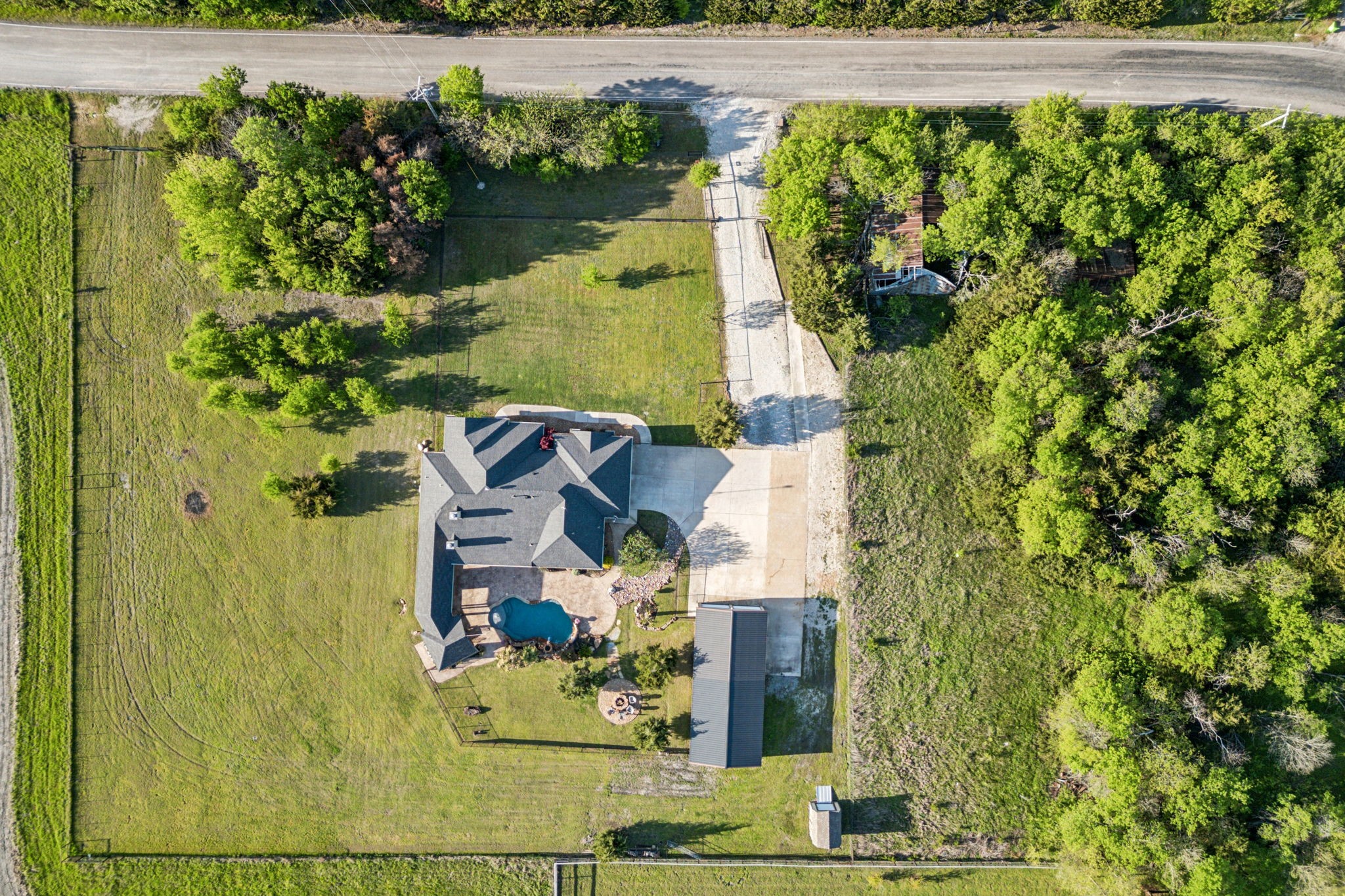 2070 County Road 551 Farmersville TX 75442