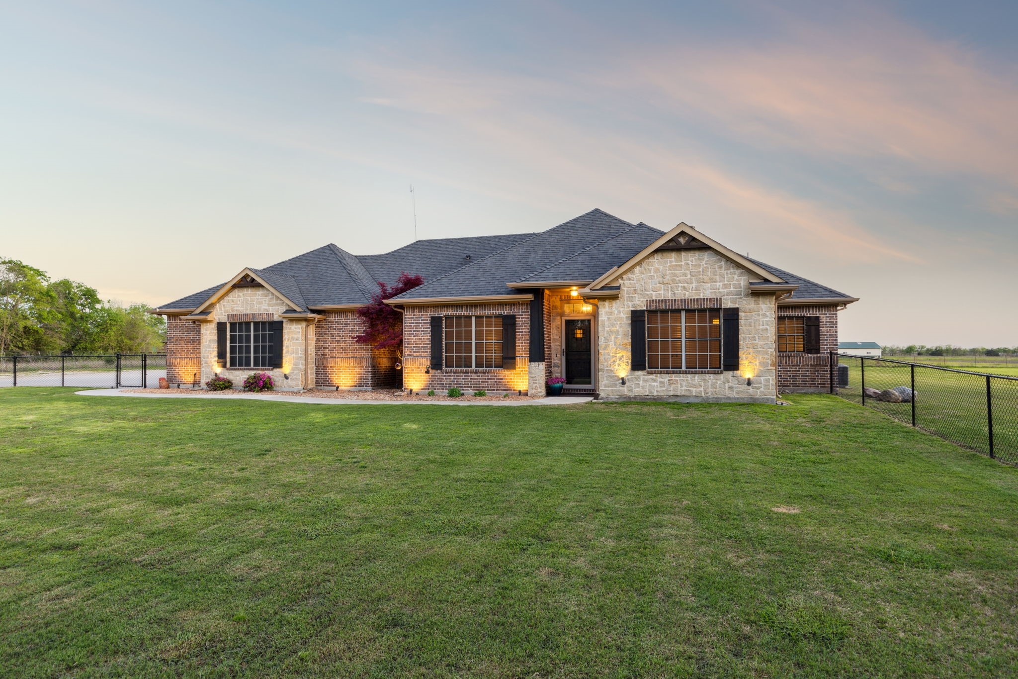 2070 County Road 551 Farmersville TX 75442