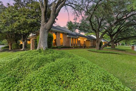 9401 Shady Valley Drive Dallas TX 75238