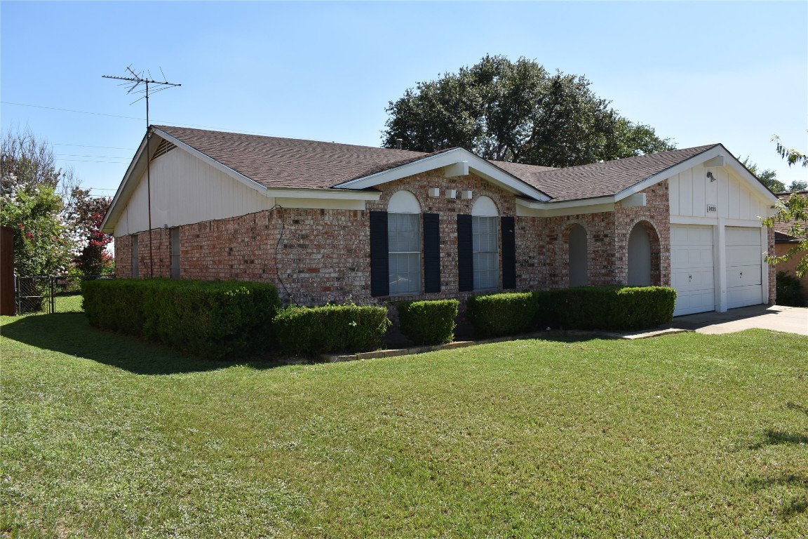 1421 Mimosa Street Cleburne TX 76033