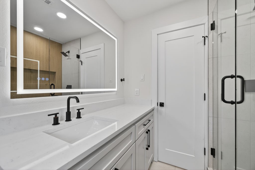 3832 Brambleton Place Forest Hill TX 76119