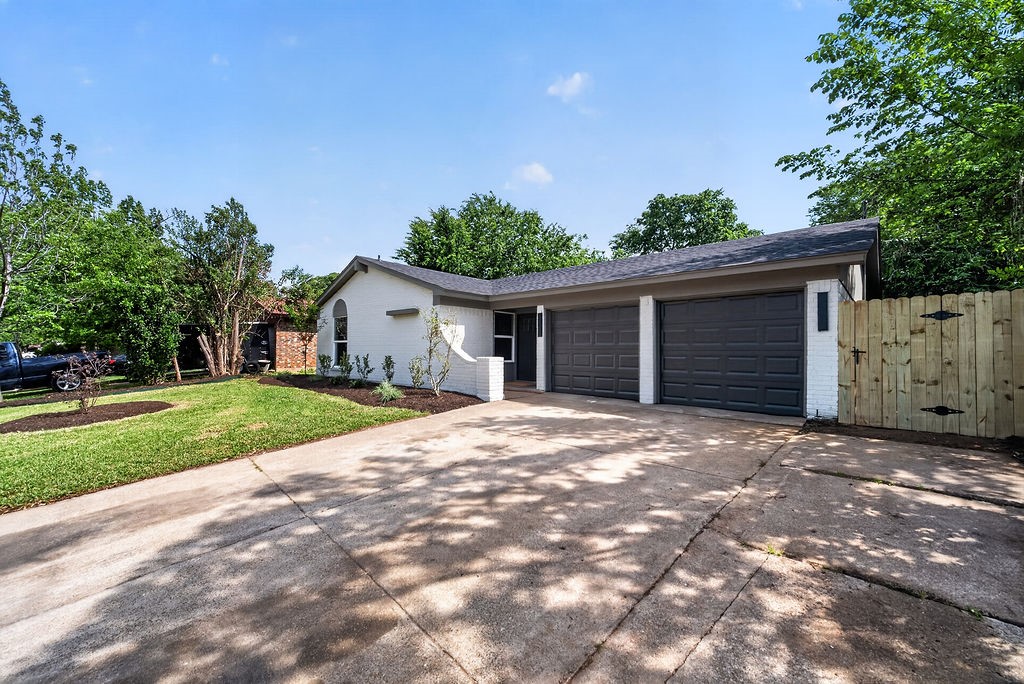 3832 Brambleton Place Forest Hill TX 76119