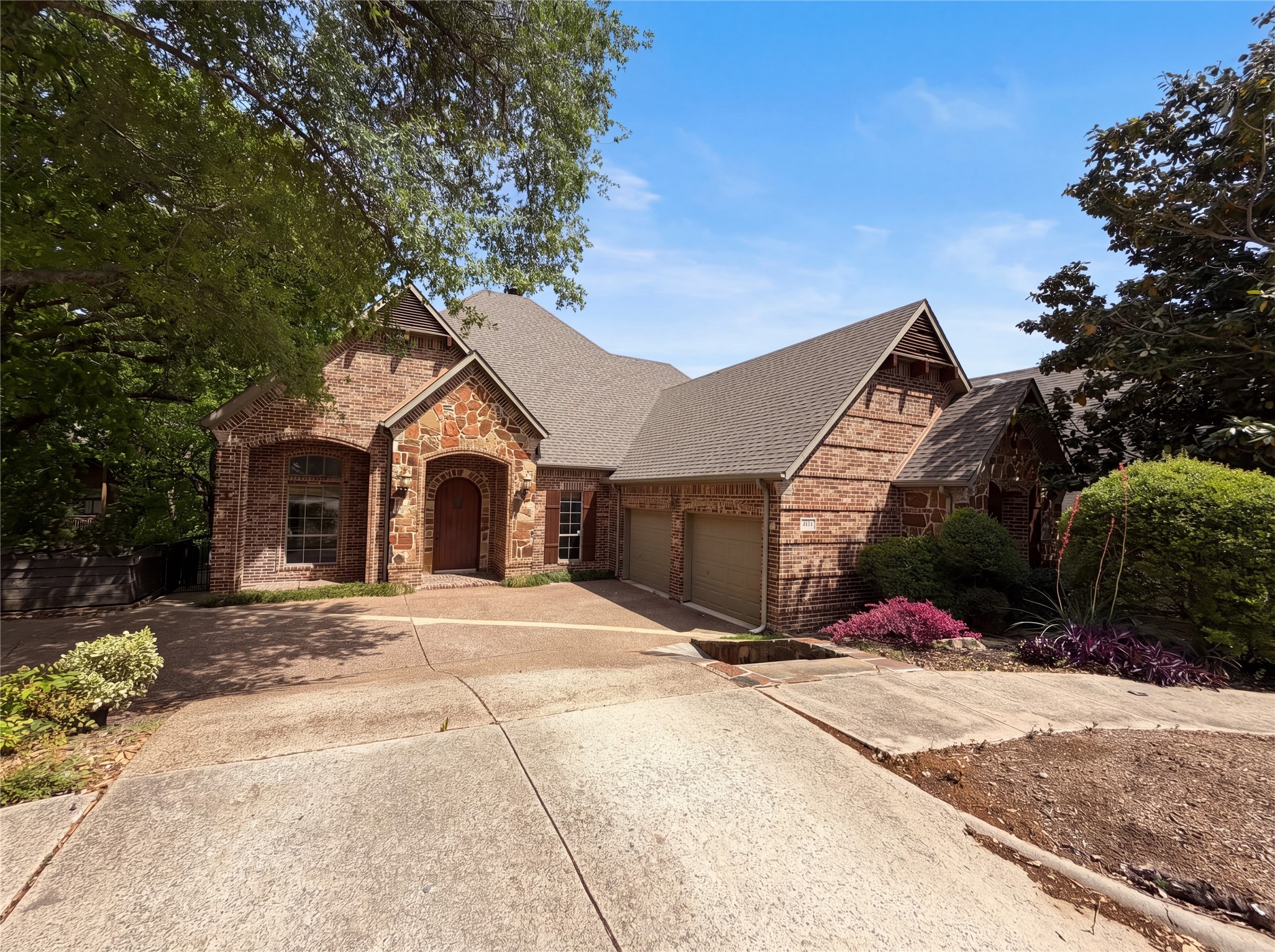 1309 Winding Brook Drive Garland TX 75044
