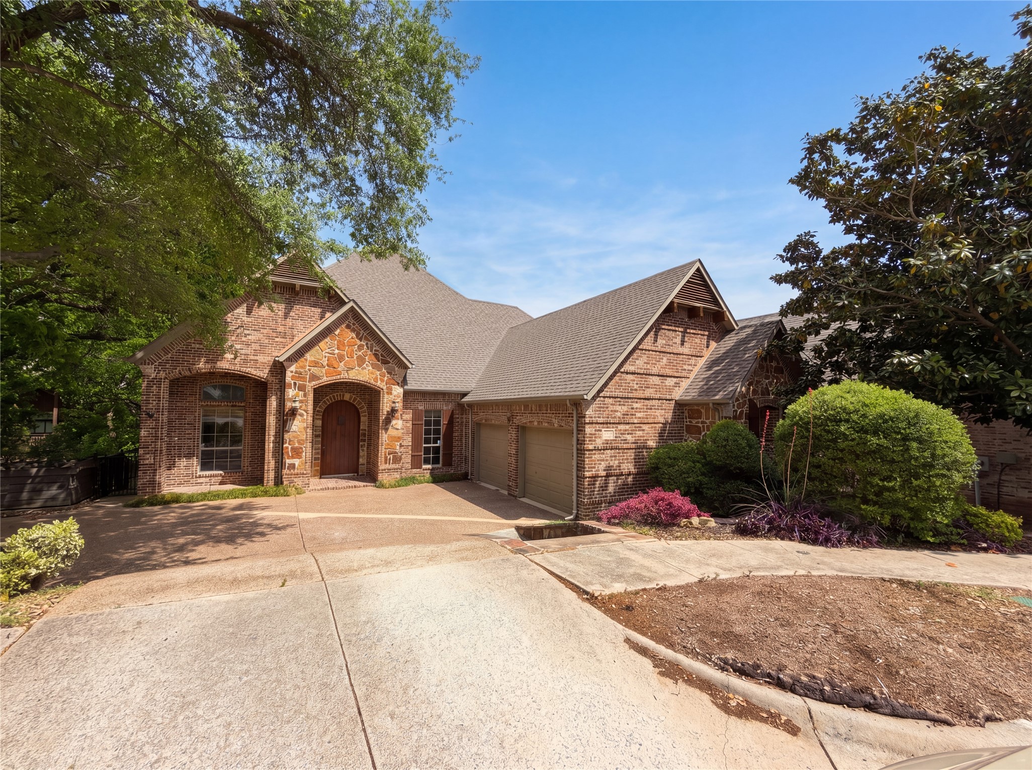 1309 Winding Brook Drive Garland TX 75044