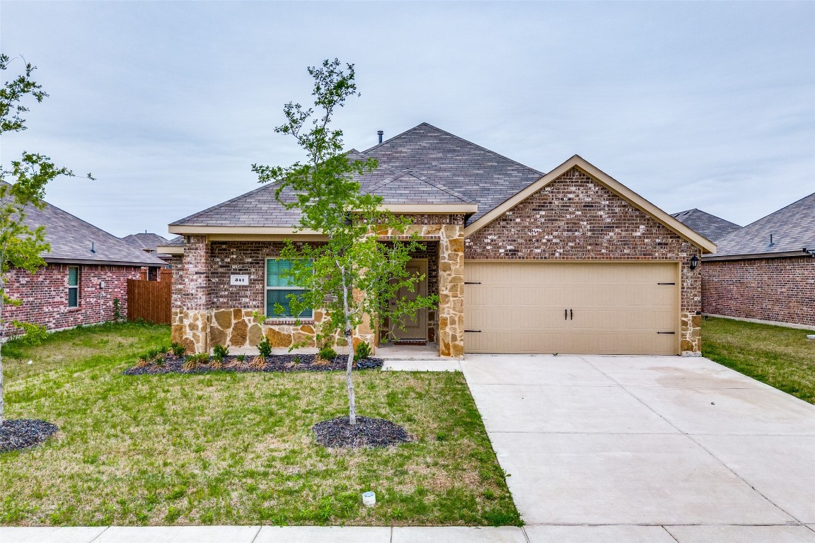 341 War Emblem Lane Waxahachie TX 75165