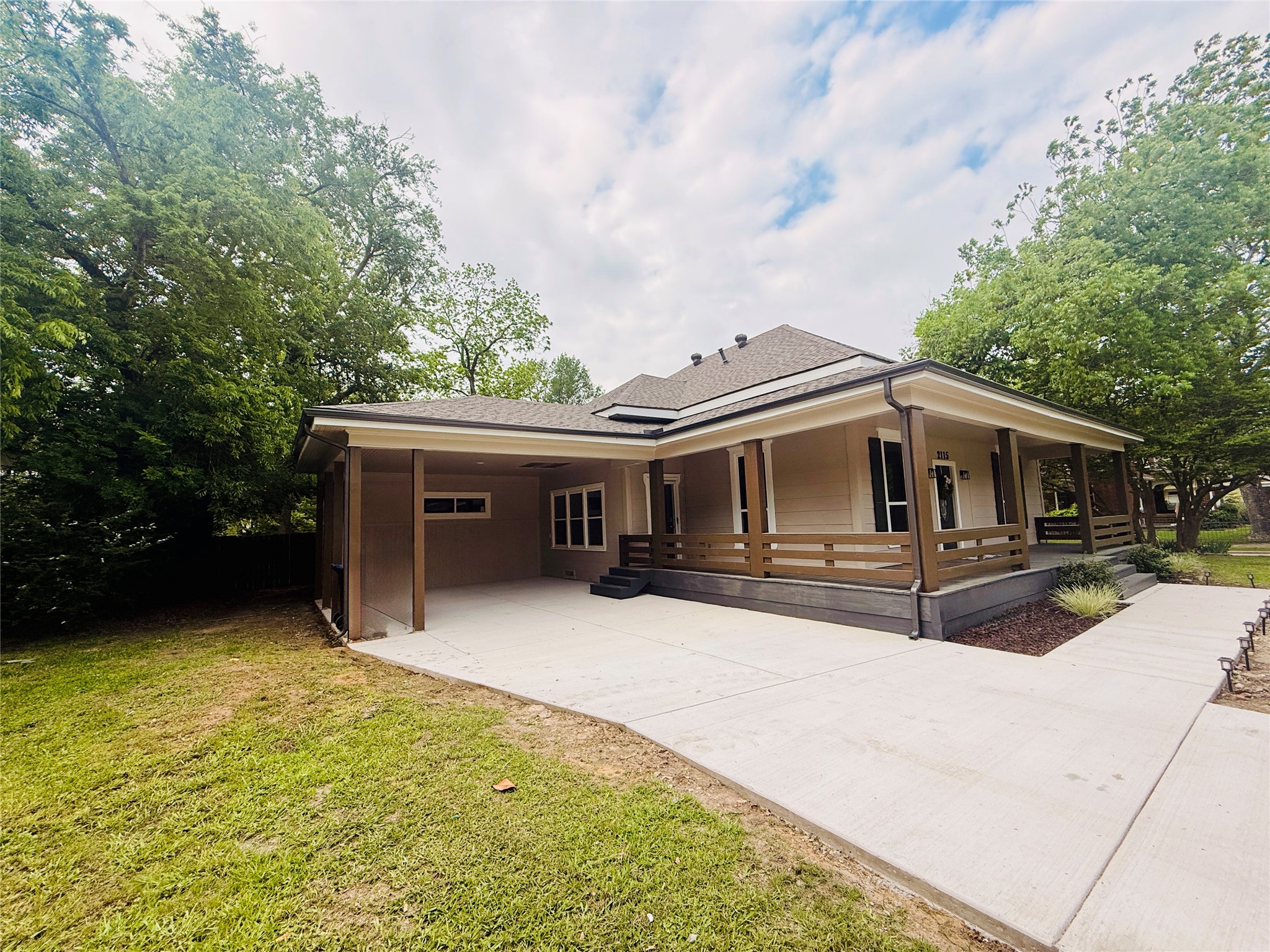 2115 Walworth Street Greenville TX 75401