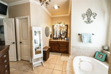 209 Benton Street Nocona TX 76255