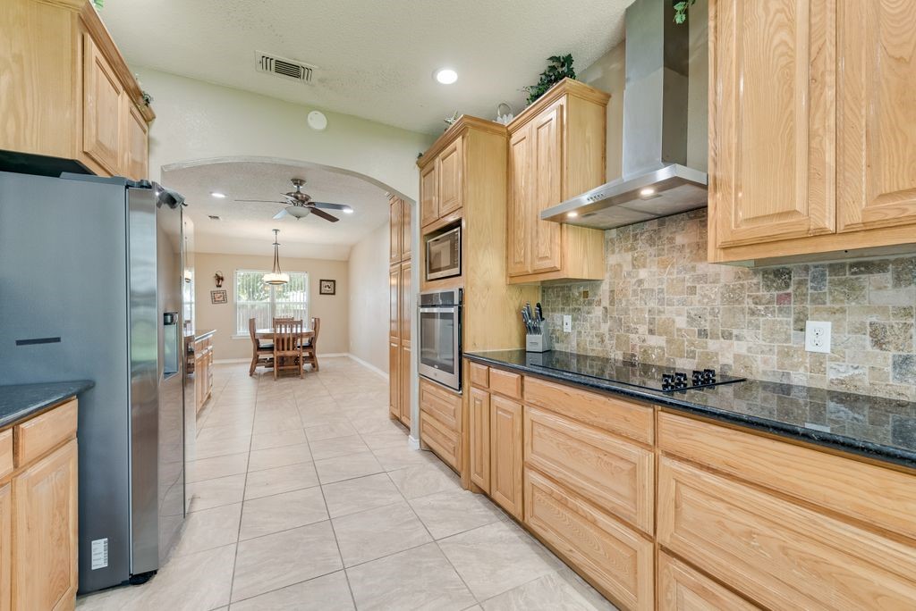 517 Hiwasee Road Waxahachie TX 75165