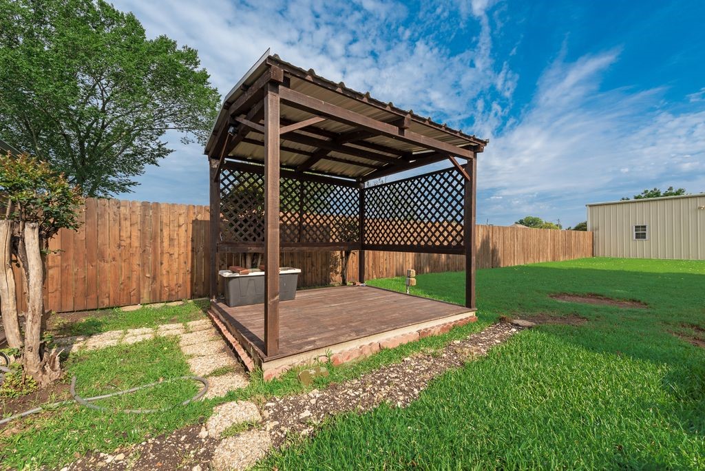 517 Hiwasee Road Waxahachie TX 75165
