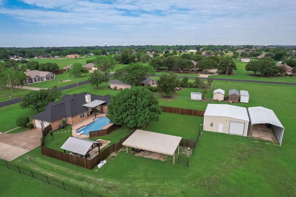 517 Hiwasee Road Waxahachie TX 75165