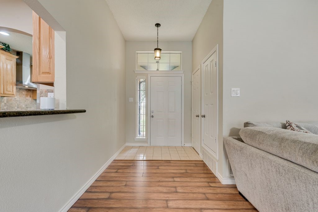 517 Hiwasee Road Waxahachie TX 75165
