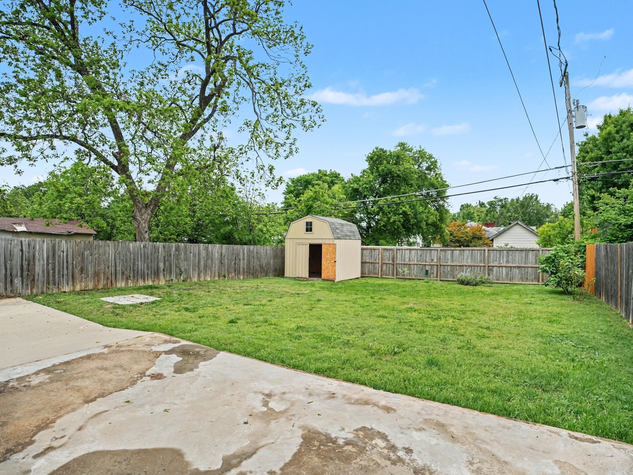2446 Catherine Street Dallas TX 75211