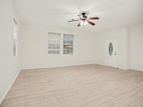 2446 Catherine Street Dallas TX 75211