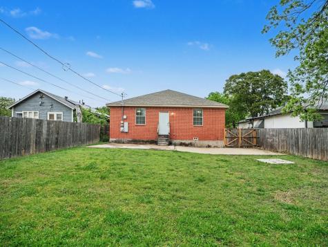 2446 Catherine Street Dallas TX 75211