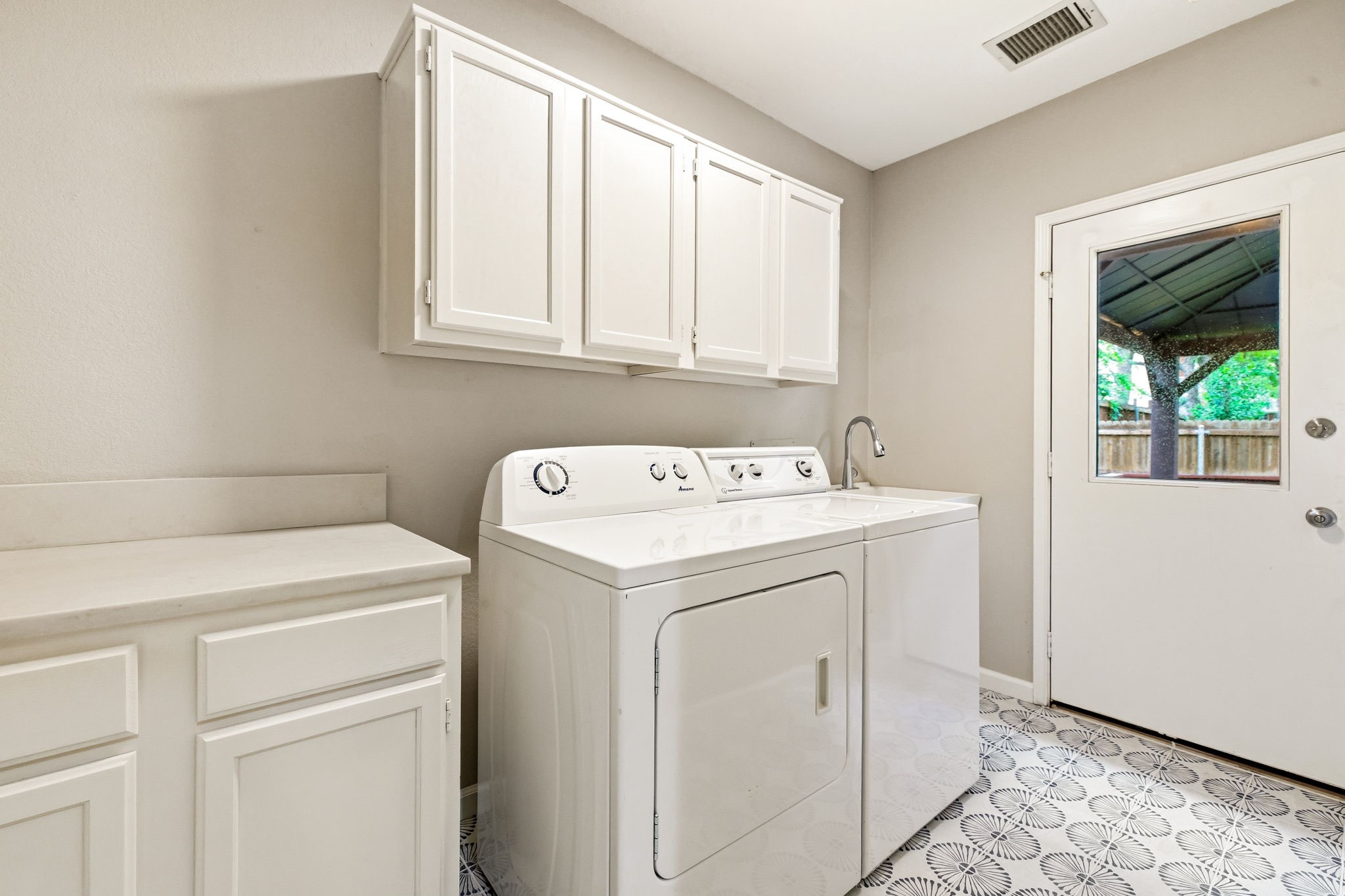 518 Blair Meadow Drive Grapevine TX 76051