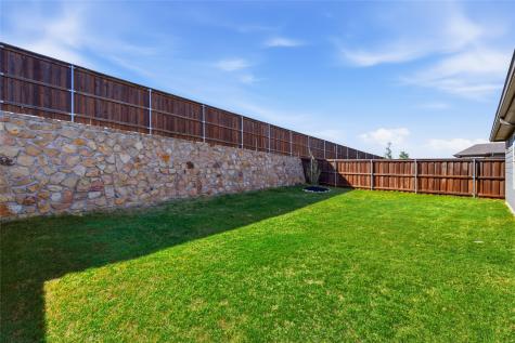 5628 Castle Peak Bend Fort Worth TX 76126
