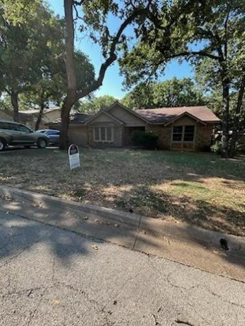 6805 Shadydale Drive North Richland Hills TX 76182