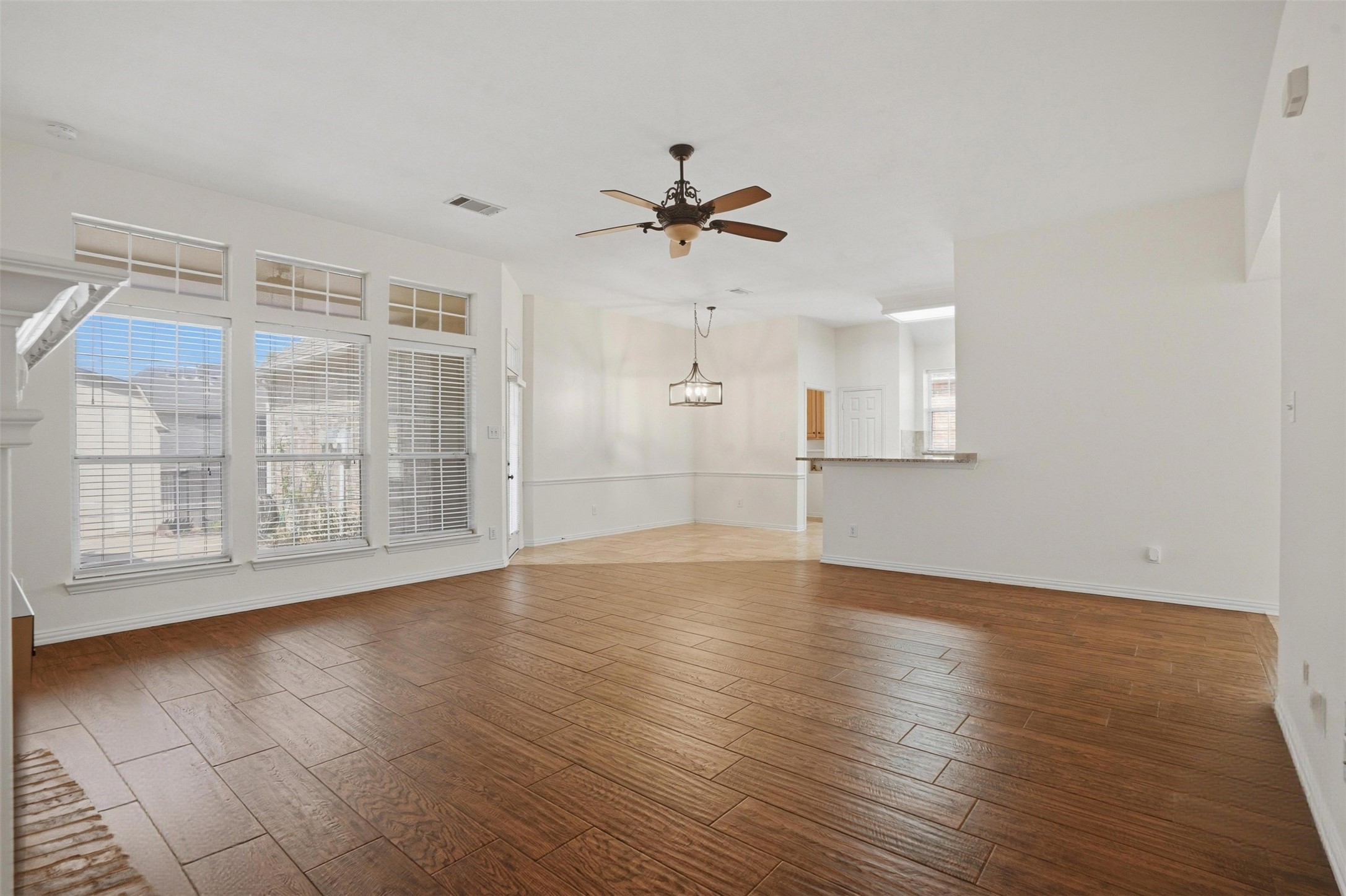 6613 Barclay Lane Garland TX 75044