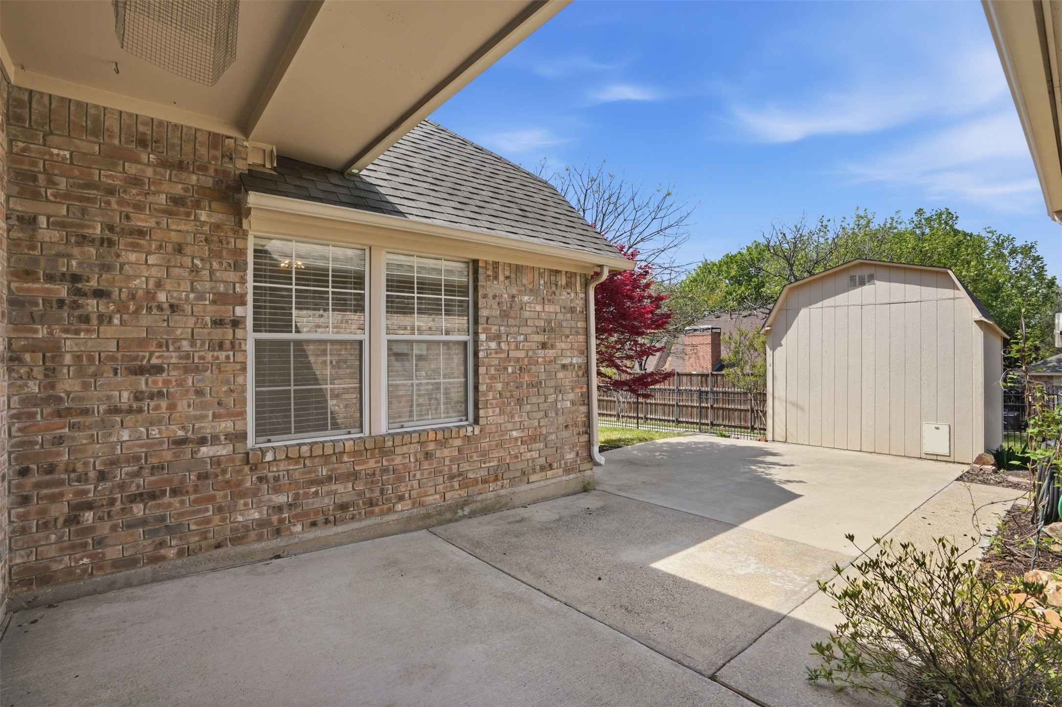 6613 Barclay Lane Garland TX 75044