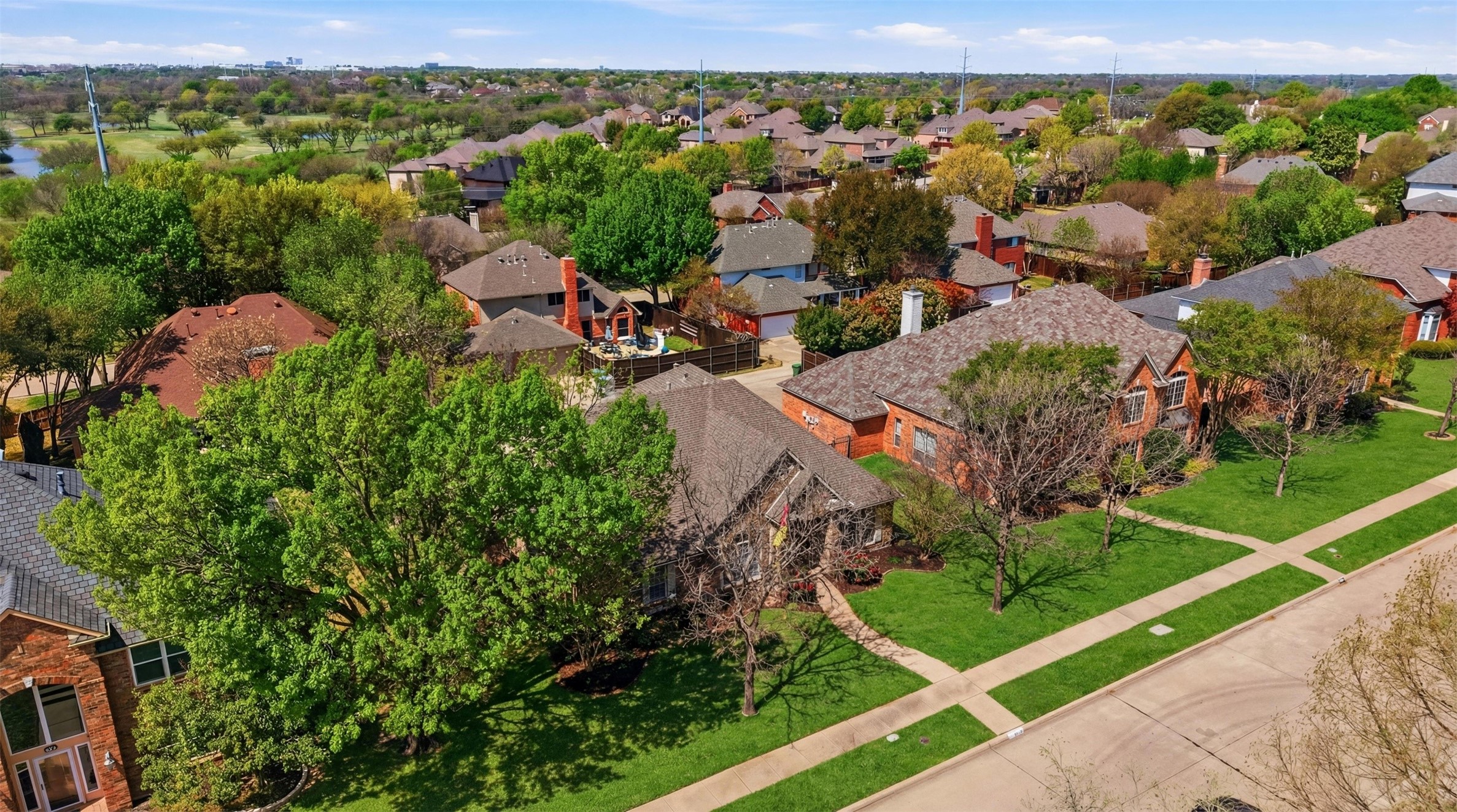 6613 Barclay Lane Garland TX 75044