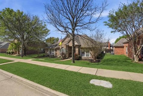 6613 Barclay Lane Garland TX 75044