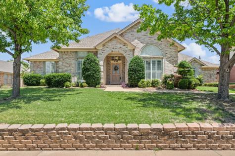 6517 Meadow Lakes Drive North Richland Hills TX 76180