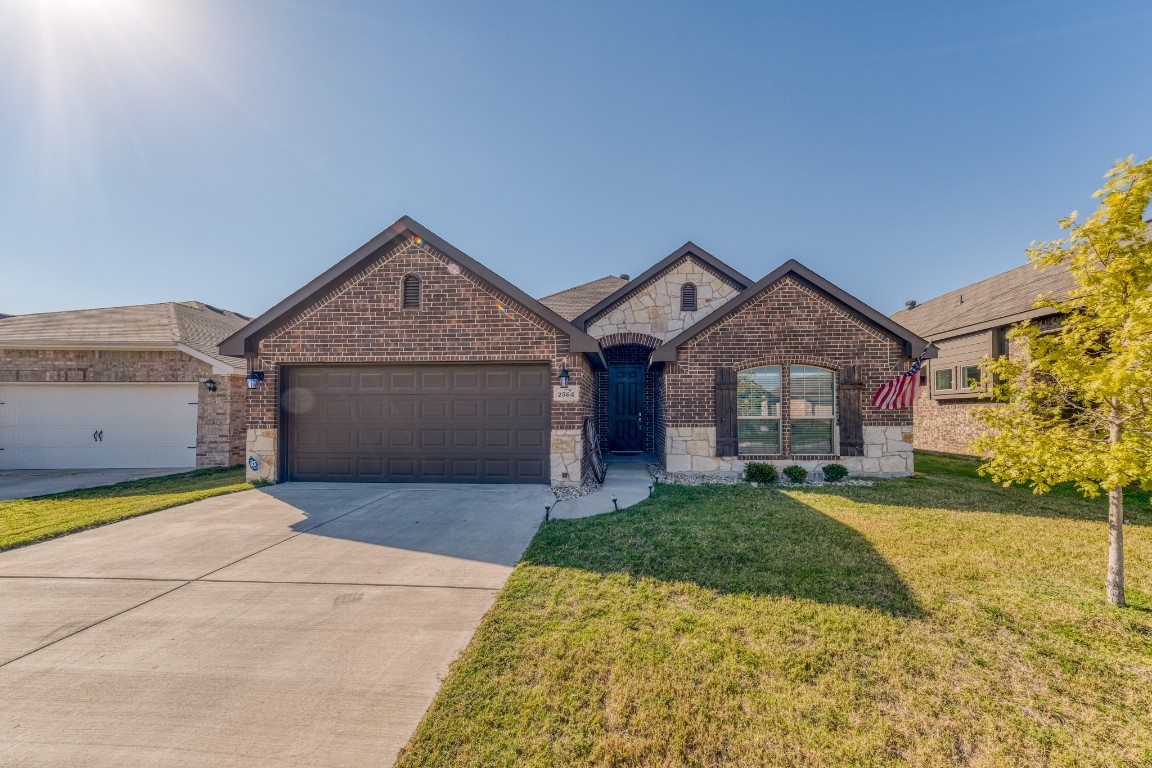 2564 Hadley Street Weatherford TX 76087