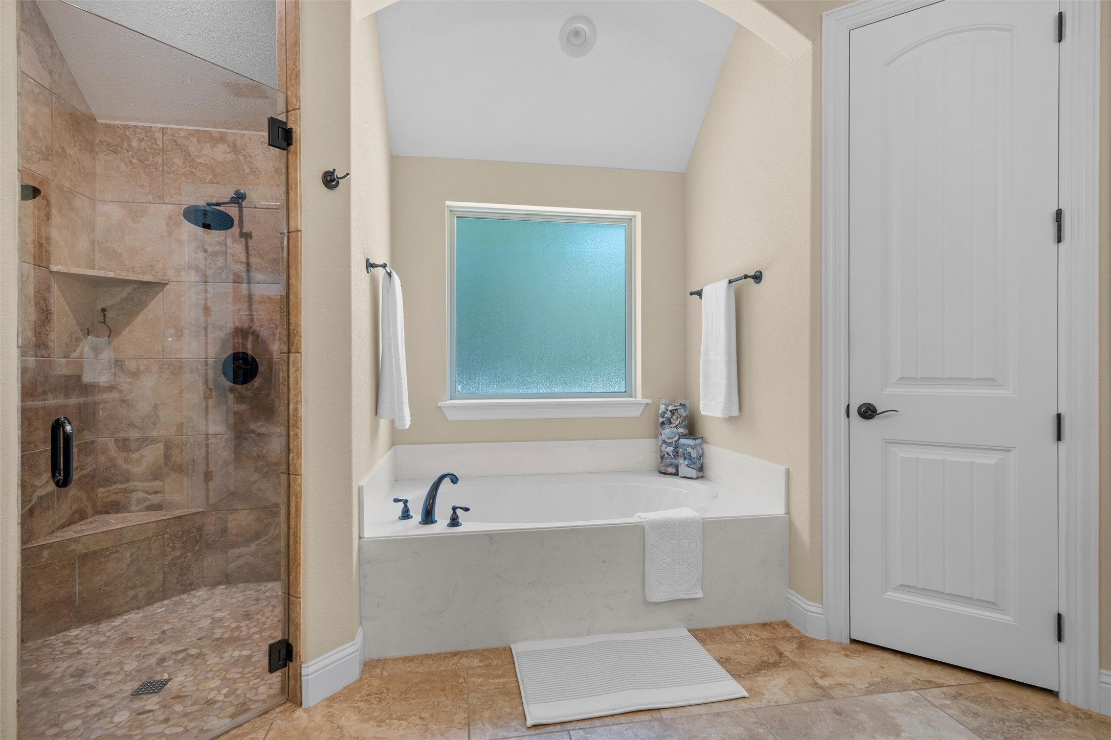 119 Rasha Drive Azle TX 76020