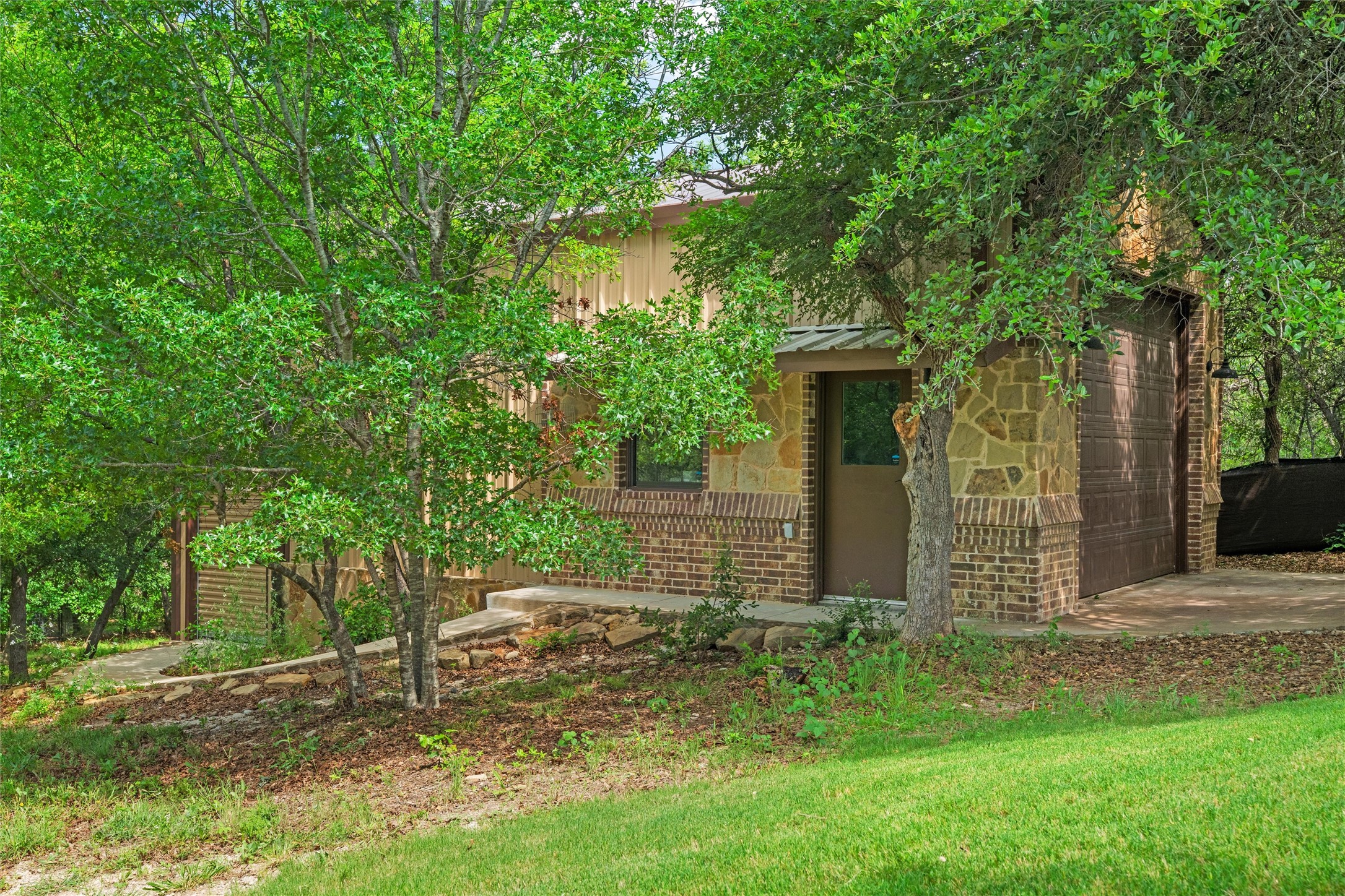 119 Rasha Drive Azle TX 76020