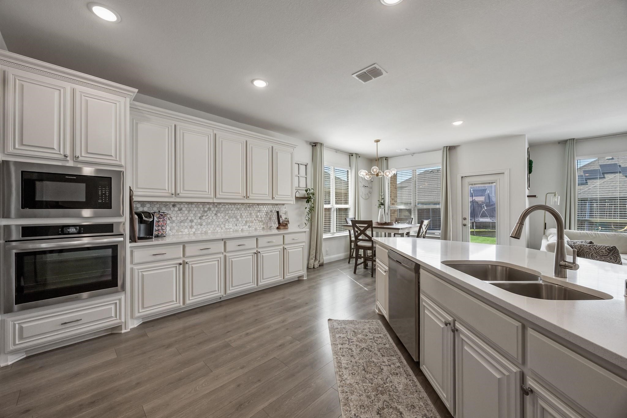 3911 Holly Springs Lane Kaufman TX 75142